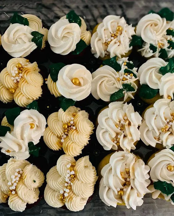 Queen Cupcakes (Inquire via email Only) Picture 7
