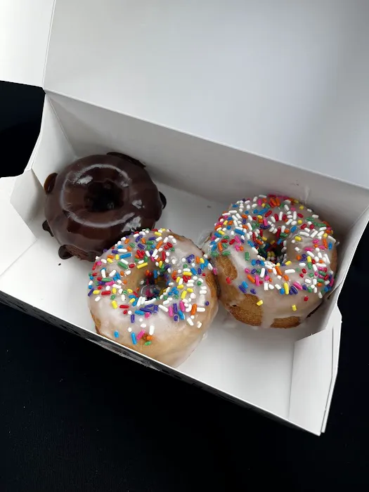 Parlor Doughnuts Picture 5