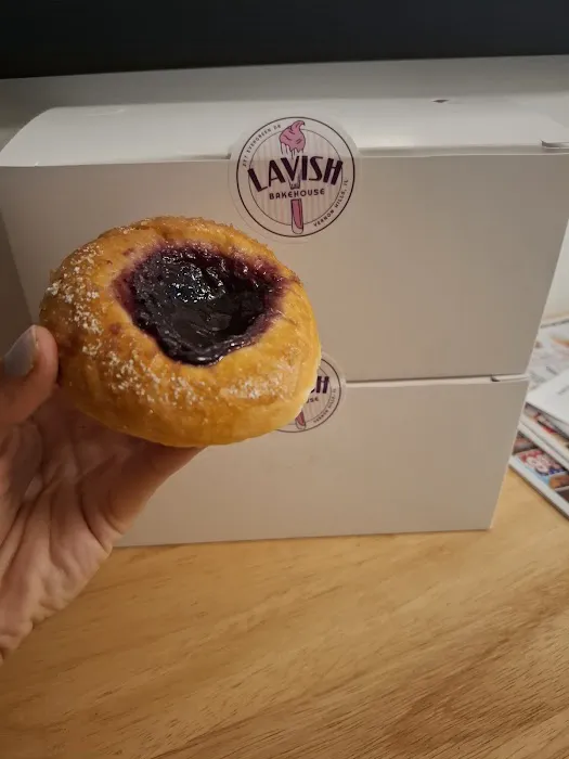 Lavish Bakehouse Picture 4