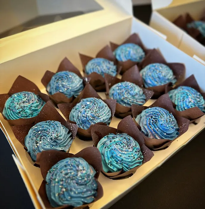 Posh Confections Picture 3