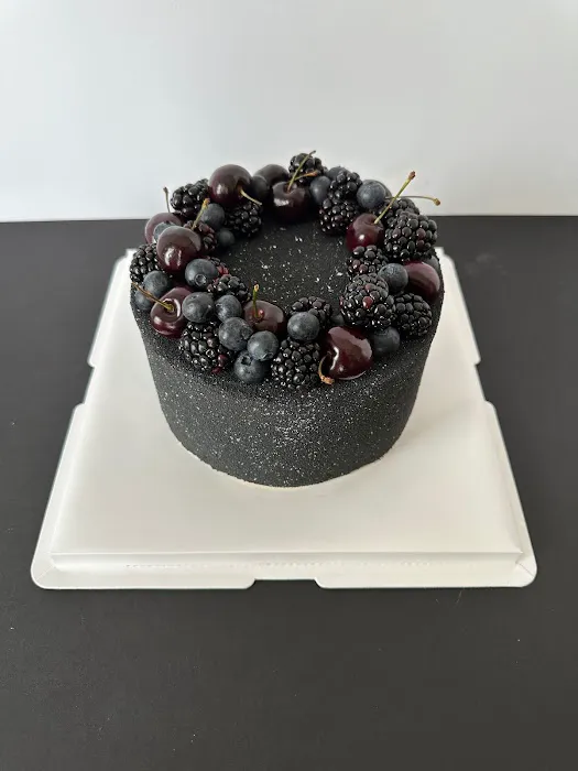 Posh Confections Picture 4