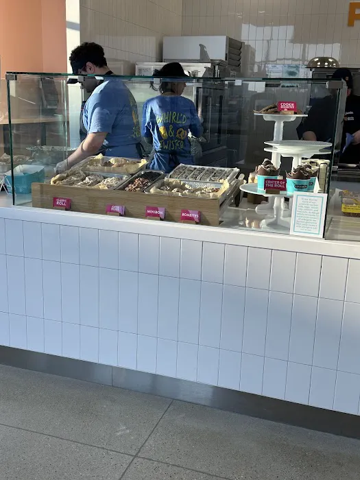 Auntie Anne's Picture 8