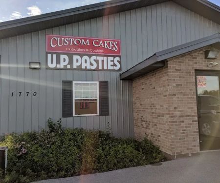 Olde World Pastries Plus