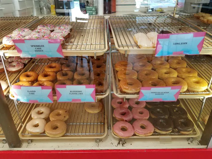 Dimples Donuts Picture 3