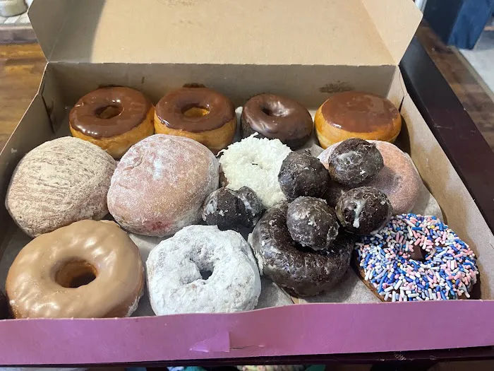 Tio's Donuts Picture 3