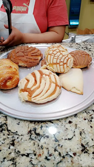 Doña Concha Bakery Picture 6