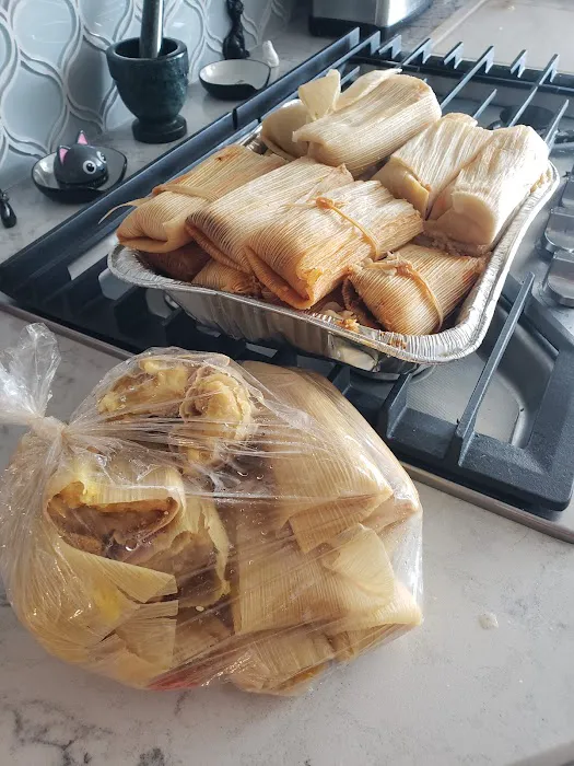 El Chicanito Bakery Picture 3
