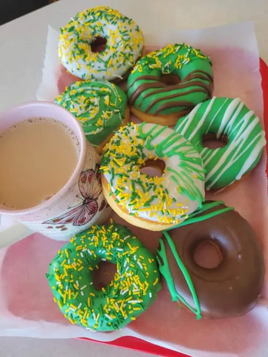 Wheeling Donuts Picture 4