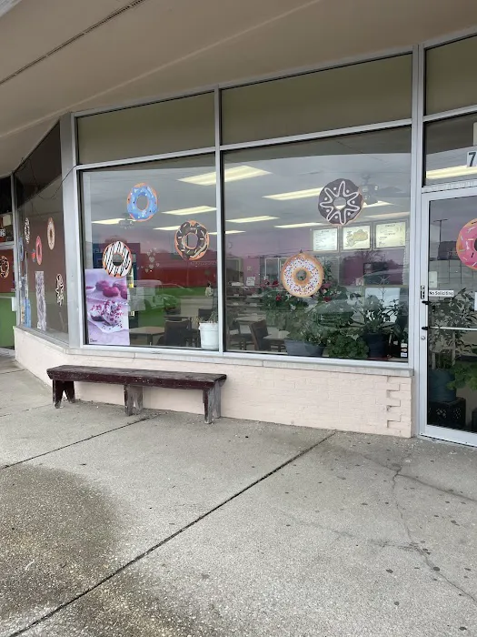 Wheeling Donuts Picture 1