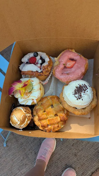 Eye Candy Bake Shop Picture 4