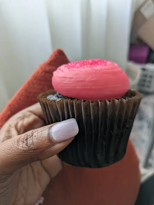 Smallcakes Cupcakery and Creamery Picture 3