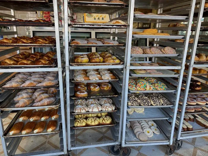 Mi Alegria Bakery Picture 4