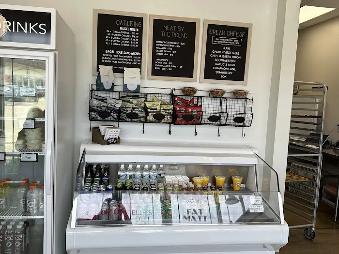 Elle's Deli & Bagels Picture 5