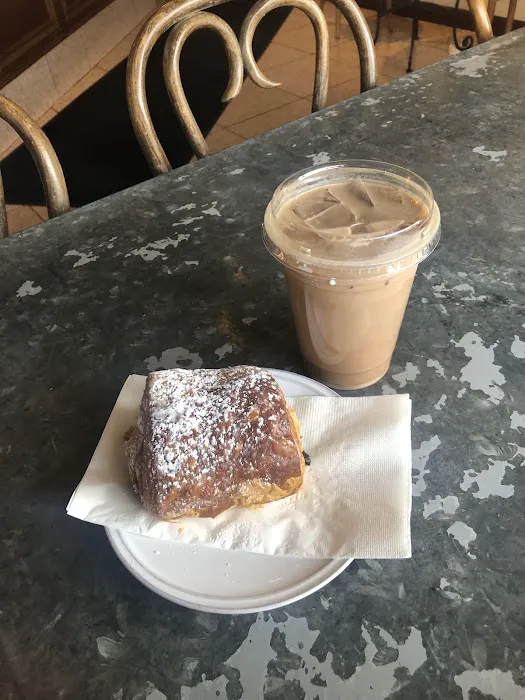 Ambrosia Euro American Pâtisserie Picture 6