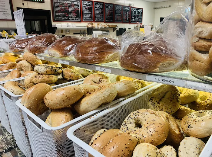 Chicago Bagel & Bialy II Picture 10