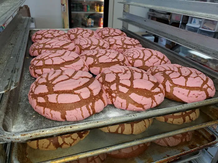 Monse's Bakery Picture 6