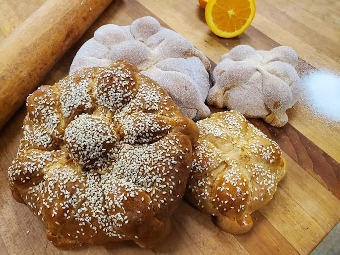 Monse's Bakery Picture 1