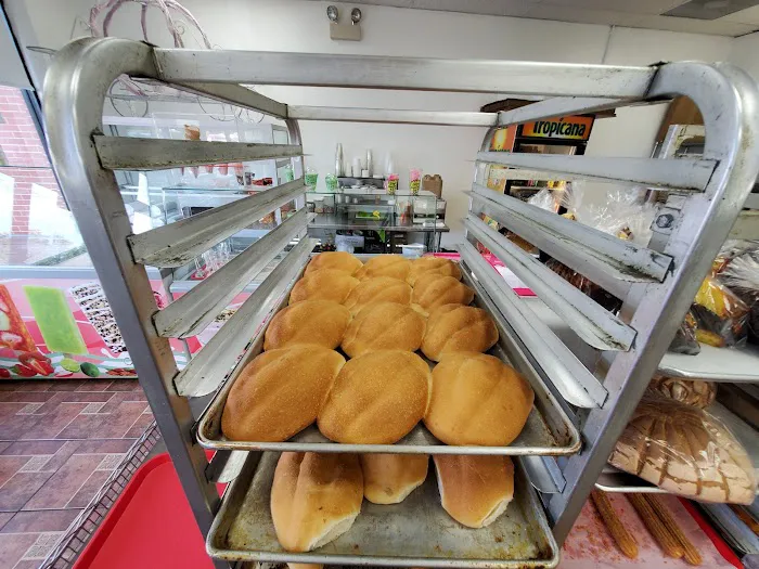Monse's Bakery Picture 4