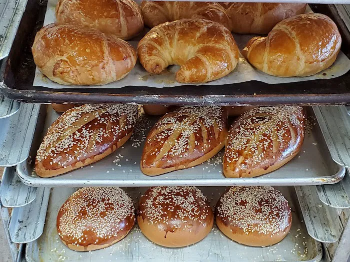 Monse's Bakery Picture 7