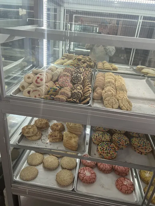 Alondra Bakery Picture 3