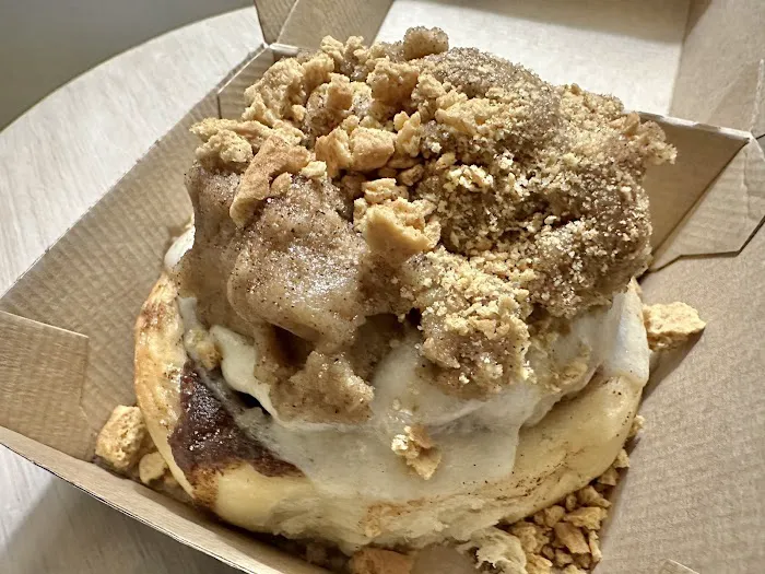 Cinnaholic Picture 8