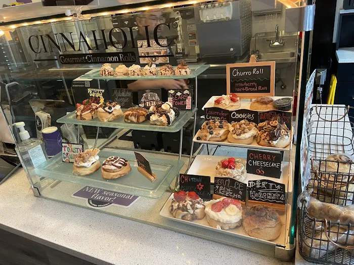 Cinnaholic Picture 9