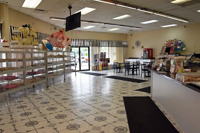 El Chicanito Bakery Picture 6