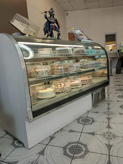 El Chicanito Bakery Picture 7