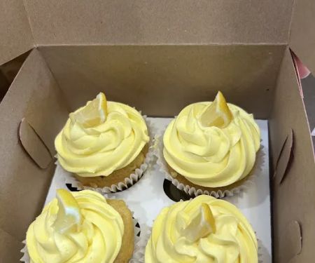 Sunshineu2019s Cupcakery