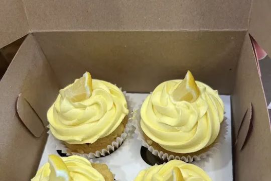 Sunshineu2019s Cupcakery