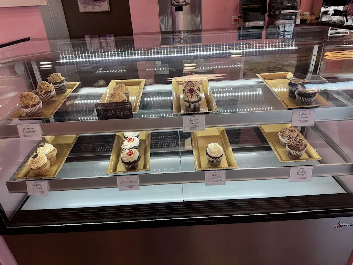 Sunshine’s Cupcakery Picture 5