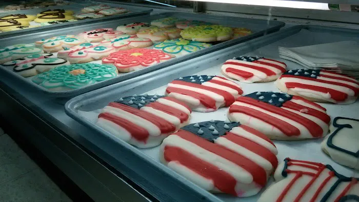 Peterson's Tasty Delight Bakery Picture 1