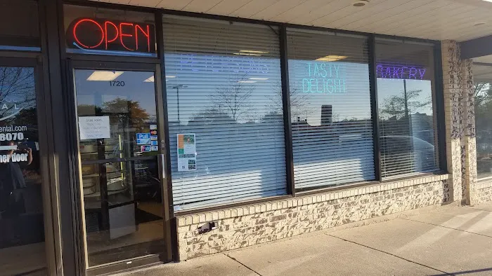 Peterson's Tasty Delight Bakery Picture 9