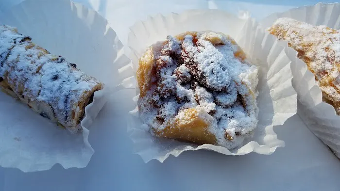 Peterson's Tasty Delight Bakery Picture 5