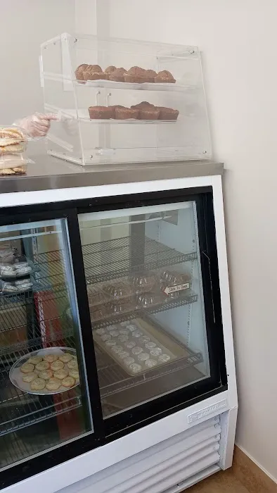 Delicia Bakery Picture 4