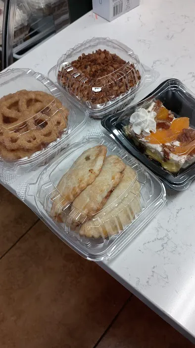 Delicia Bakery Picture 7