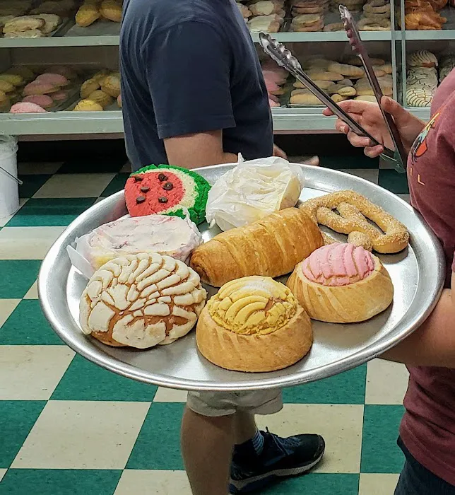Estrella Bakery Picture 10