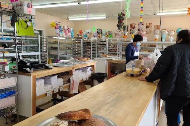 Estrella Bakery