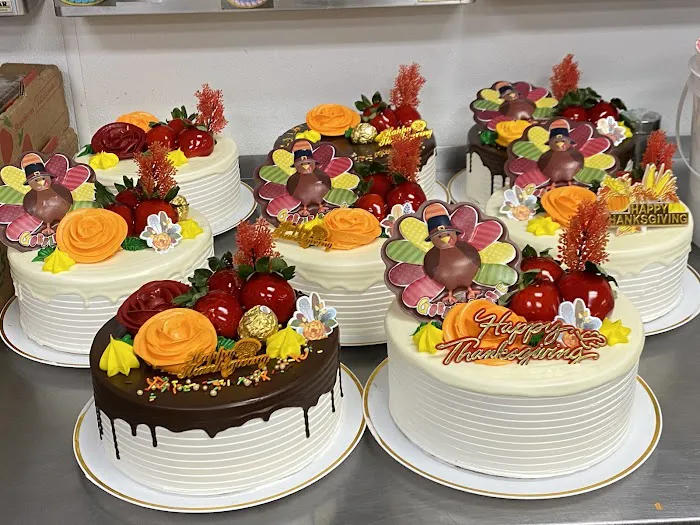 Azteca Bakery Picture 3