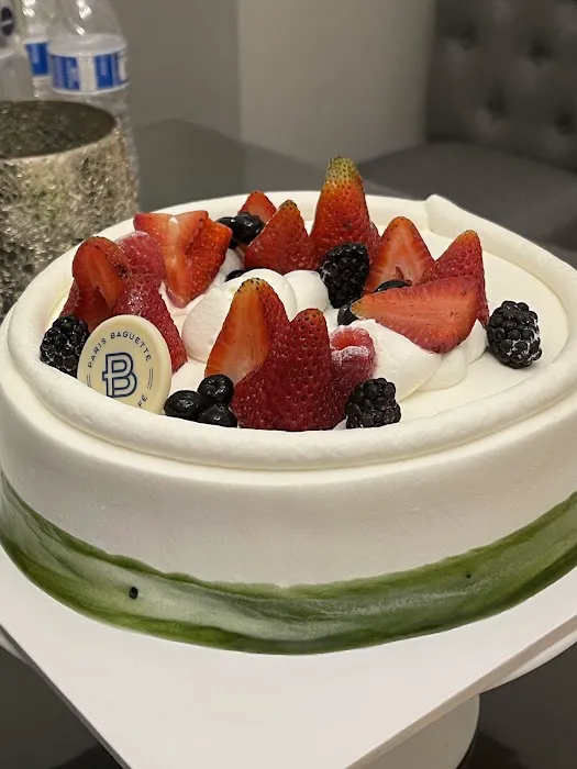 Paris Baguette Picture 1