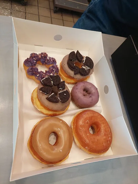 Randy's Donuts Picture 7