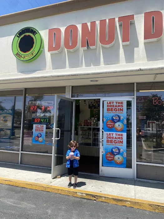Donut Den Picture 1