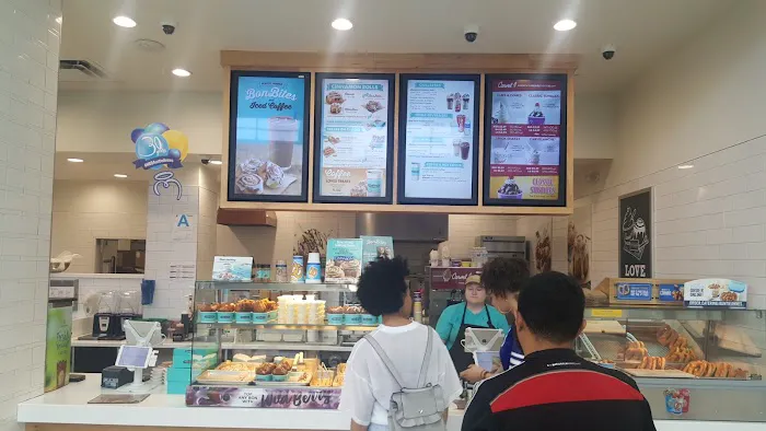 Cinnabon Picture 9
