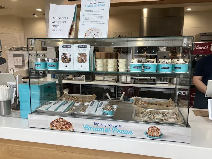 Cinnabon Picture 4