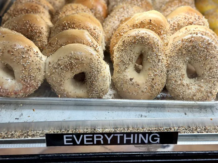 Gems House of Bagels Picture 3