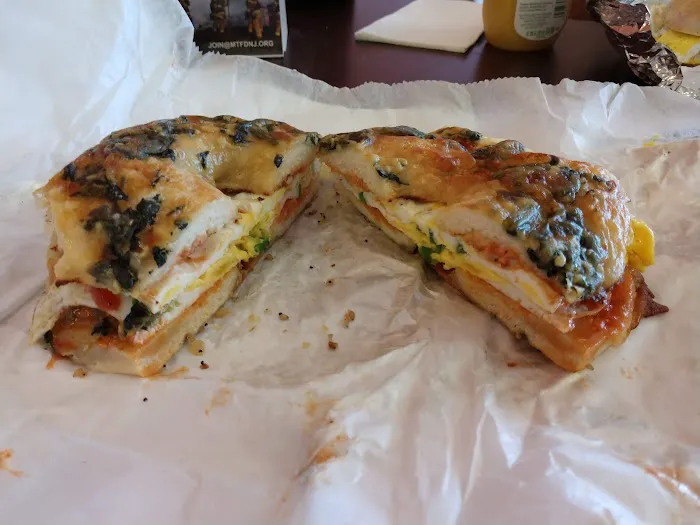 Gems House of Bagels Picture 8