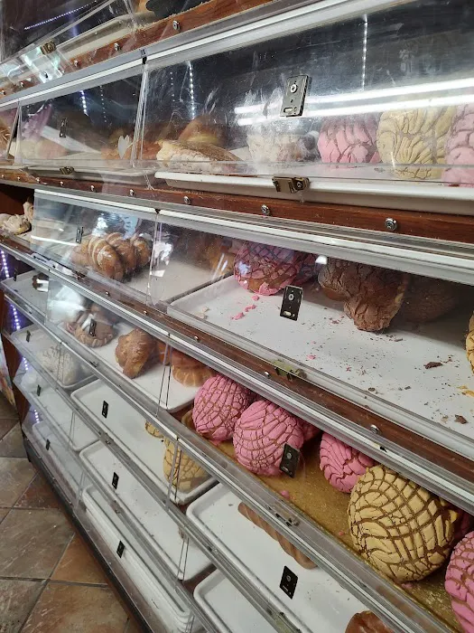Juanito's Bakery Picture 9