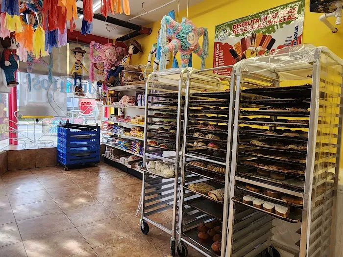 Juanito's Bakery Picture 3
