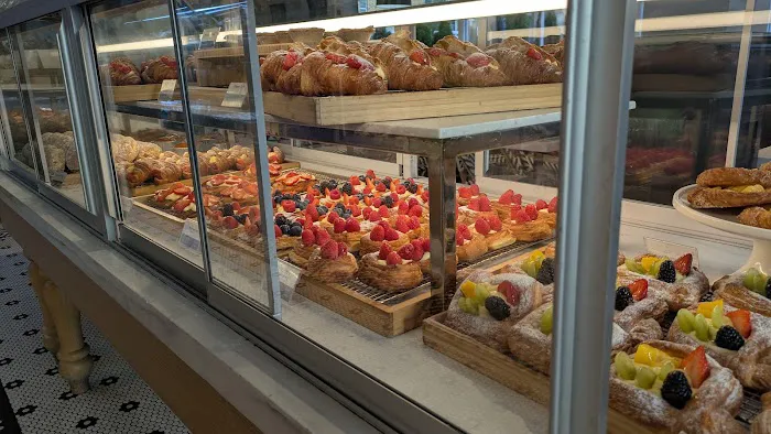 Paris Baguette Picture 2