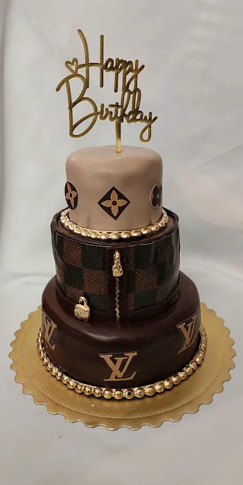 Edible Art Custom Cakes & Chocolates Picture 1